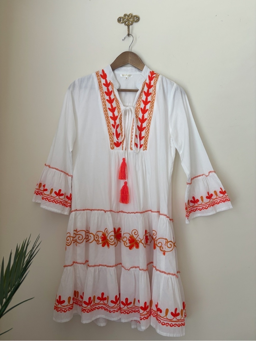 Debbie Katz White & Orange Embroidered Kady Mini Dress Small Boho Resortwear
